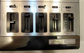 VINTAGE ZENITH ALLEGRO TURN TABLE EIGHT TRACK AM FM TUNER SOUND SYSTEM - VINTAGE